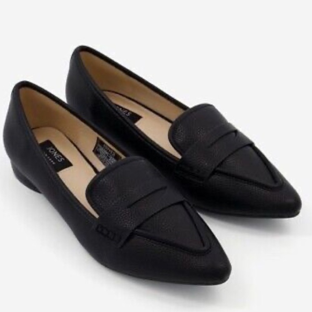JONES NEW YORK Black leather loafers